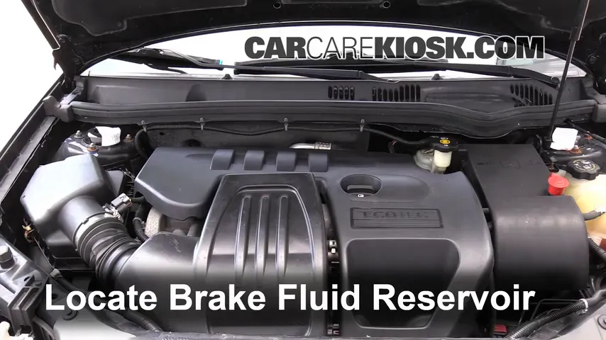 2007 Pontiac G5 2.2L 4 Cyl. Brake Fluid